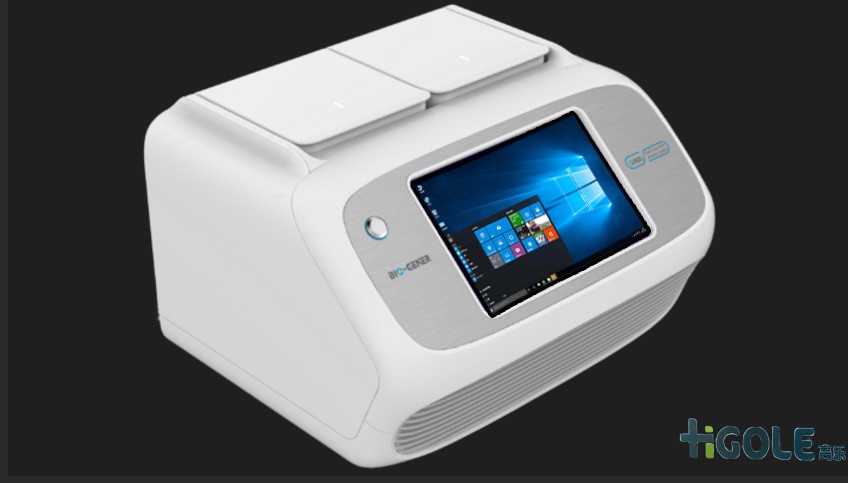 8寸工業(yè)電腦一體機(jī)