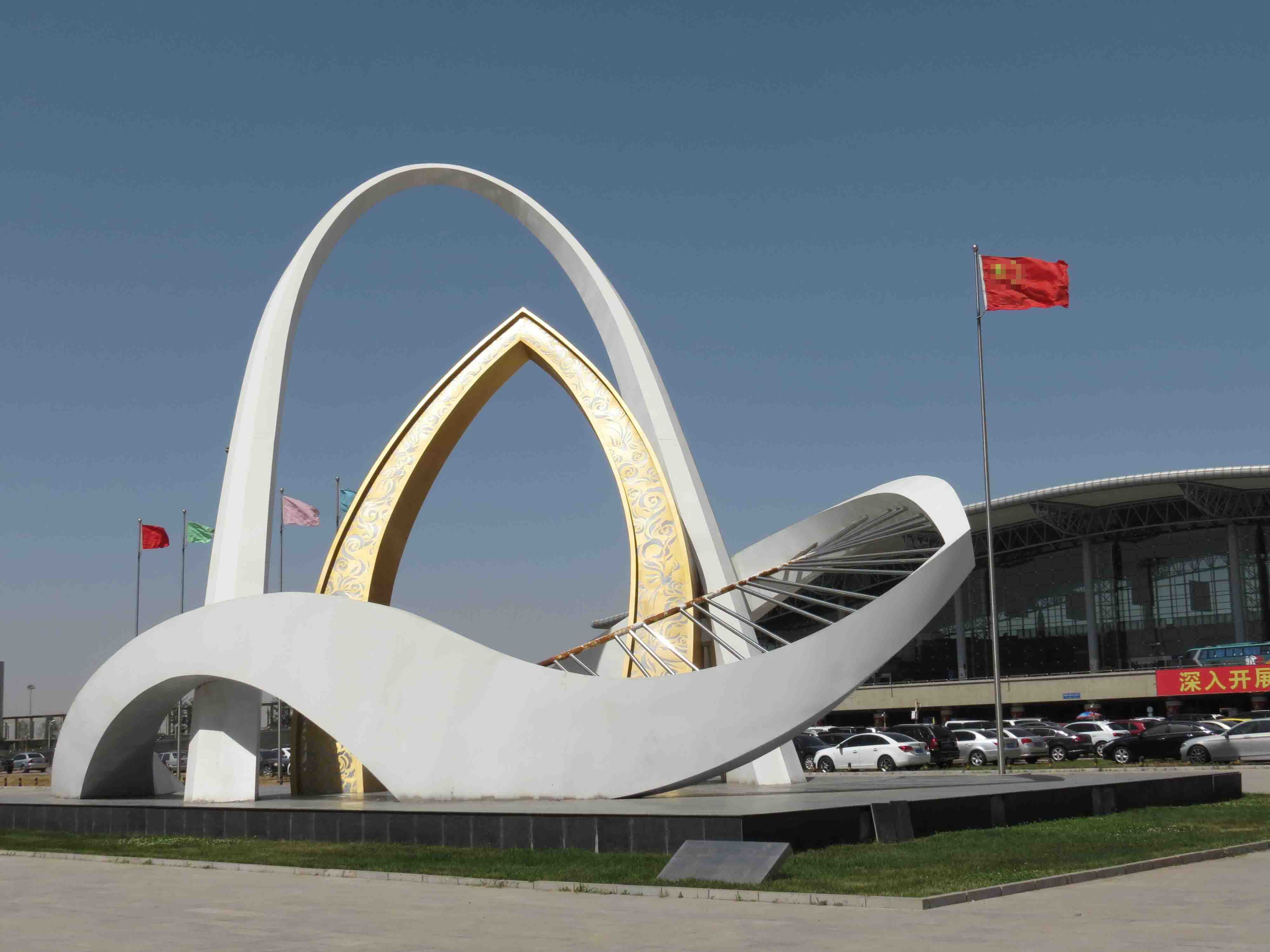 機(jī)場景觀雕塑，機(jī)場不銹鋼標(biāo)志，廣場大型標(biāo)志